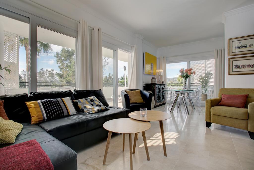 Sunny Golf Apartment เอสเตโปนา ภายนอก รูปภาพ